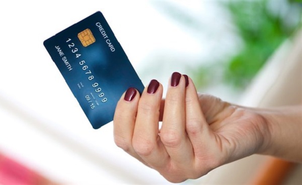 Làm gì khi bị thông tin trên thẻ tín dụng?